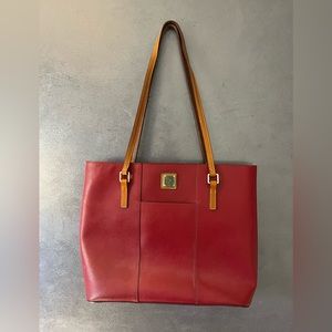 Dooney & Bourke Purse